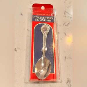Souvenir Collectors Spoon - Savannah Georgia‎ USA -Engraved